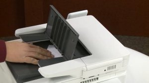Устранение замятия бумаги в некоторых принтерах HP Color LaserJet Pro | HP LaserJet | HP