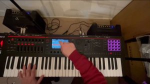 Roland Fantom 0/06/07/08- Demo: First encounter with Fantom, Presets Play (USB Recording)