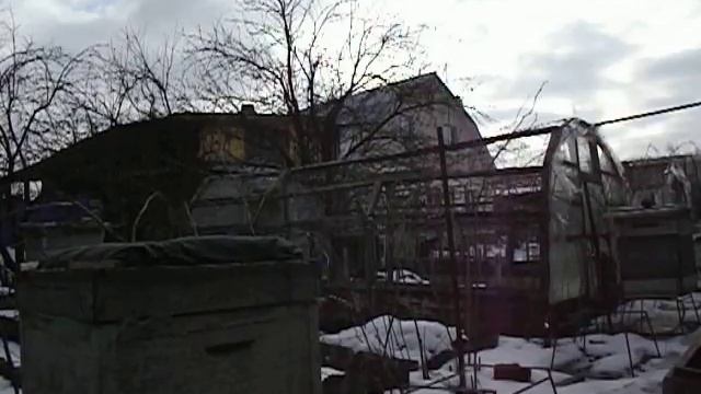 осмотр улья через двое суток после дачи жидкой подкормки смотреть онлайн