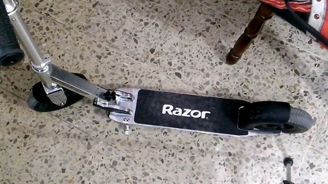 Unboxing Razor A5 Air Scooter Español 2/2 смотреть онлайн