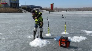 Тестирование ледобура Торнадо М2 130 с полукруглыми ножами