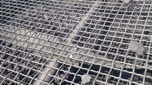 Грохочение (только дали нормальную нагрузку нижнее сито стало и погнало штыб в АМ) смотреть онлайн