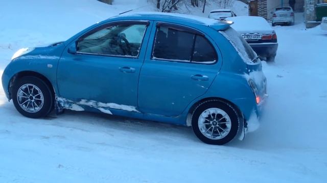 Nissan March e4wd смотреть онлайн