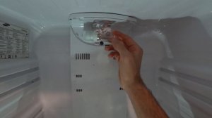 Что делать если перестала гореть лампочка в холодильнике и новая не работает?