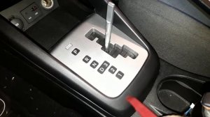 Как снять рамку центральной консоли KIA Ceed 2009