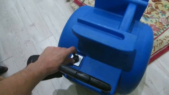 Сушка ковра на дому с тыльной стороны. Santoemma Blower ST810 смотреть онлайн