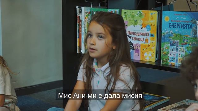 Шестгодишната Емили написа книга на английски език смотреть онлайн