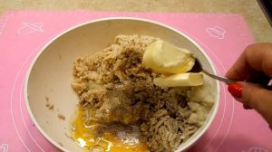 КАК ПРИГОТОВИТЬ РЫБНЫЕ КОТЛЕТЫ ИЗ МЕЛКОЙ И КОСТЛЯВОЙ РЫБЫ!!!У МЕНЯ ДЛЯ ПРИМЕРА "КАРАСИ"