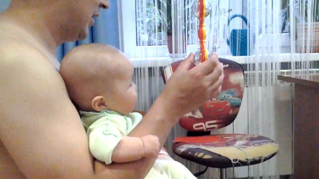 Трогательно до слез.Папа с дочкой! смотреть онлайн
