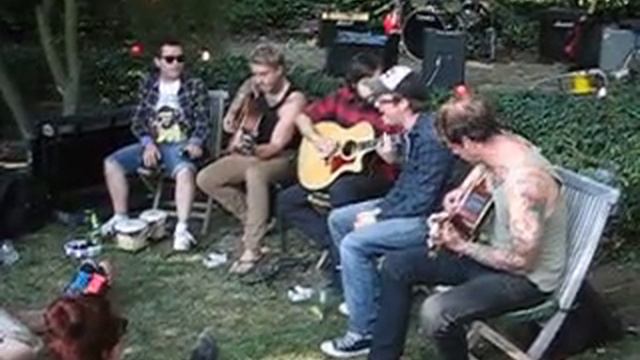 Funeral For A Friend History Acoustic (LIVE) смотреть онлайн