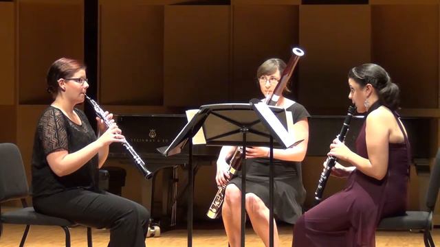 Bozza: Suite Breve en Trio смотреть онлайн