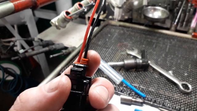 Есть ли импульс на форсунке КОМОНРЕИЛ дизель ситроен ЗАВЕЛСЯ смотреть онлайн