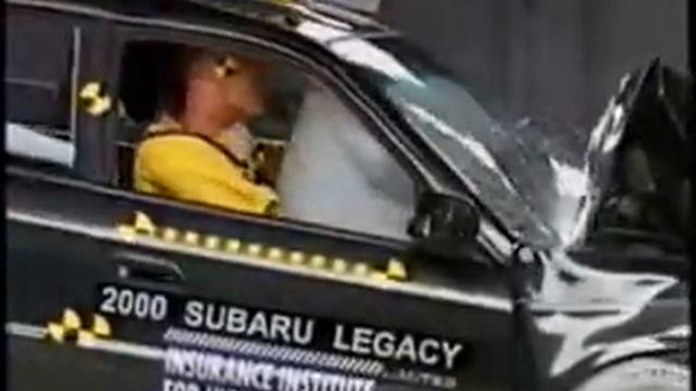 2000 Subaru Legacy IIHS Frontal Pole Crash Test
