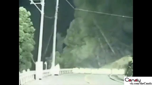 оползень в японии.flv смотреть онлайн