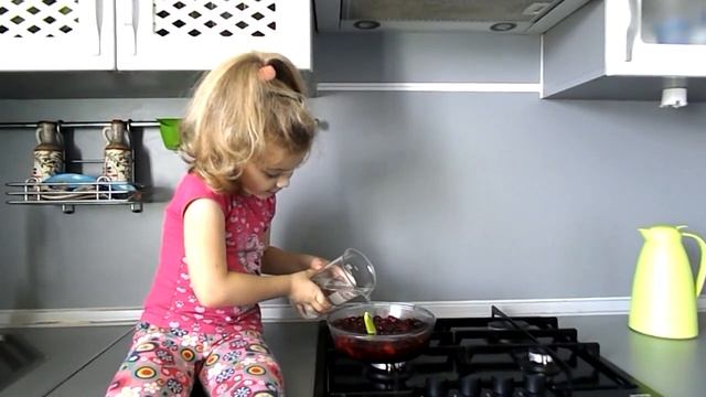 Вишневое желе. Готовим домашнее желе. Шеф Ника. Cherry jelly. Chef Nika. Kid cooking смотреть онлайн