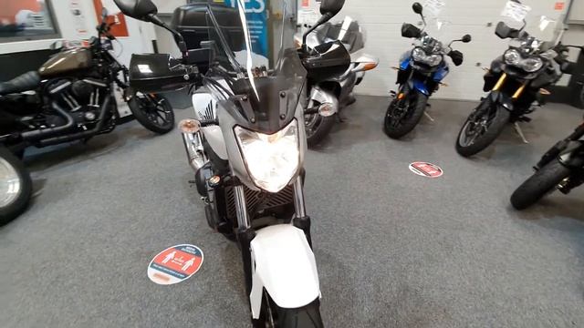 Honda NC700S - DCT - Walk Round смотреть онлайн