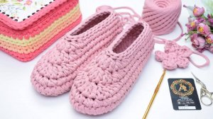 Видео Мастер-класс по вязанию тапочек балеток из трикотажной пряжи