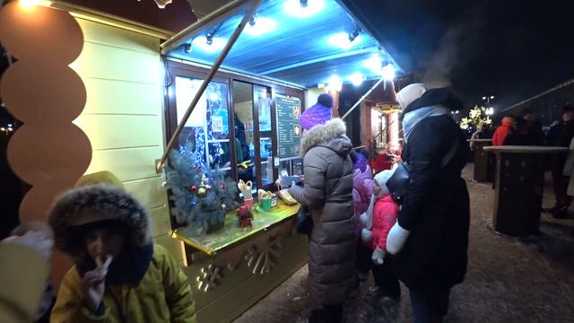 Ярмарка Московская площадь Питер 02 01 2024 смотреть онлайн