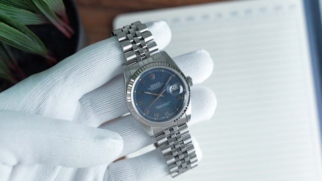 Featured Finds: A Rolex Datejust 36 Triple Threat - Black, Blue & Mother of Pearl Dial Masterpieces смотреть онлайн
