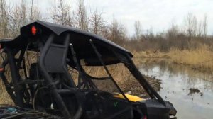 Багги. BRP Can-Am COMMANDER 1000