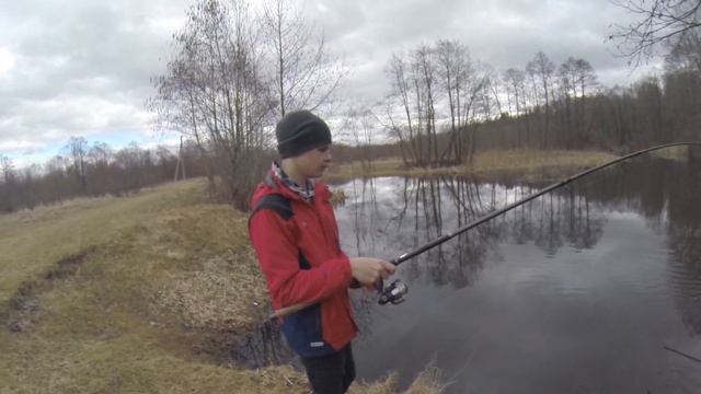 ЛОВЛЯ НА ЭКРАН ЩУКА!!! смотреть онлайн