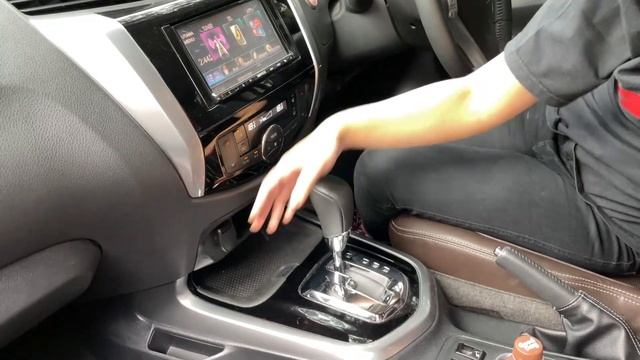 Review Nissan Terra 2.5 VL Diesel 190HP 2019 With Sherren Autofame смотреть онлайн