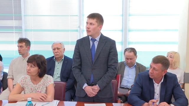 Ставлю задачу — темпы дорожных работ усилить, на обращения братчан реагировать оперативно смотреть онлайн
