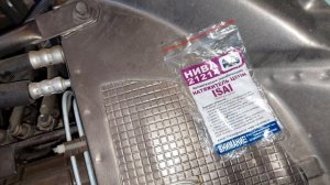 Замена гидронатяжителя цепи ГРМ автомобиля Нива, на автоматический механический Исай!