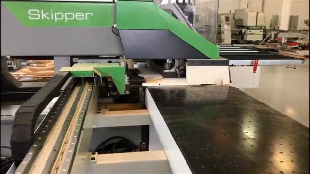 CNC Working center BIESSE SKIPPER 130 смотреть онлайн