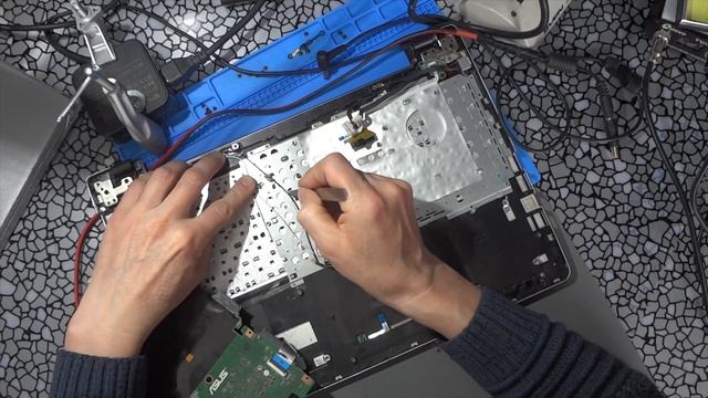Ноутбук Asus K56CB перепутали полярность блока питания