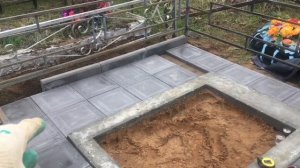 Окультуривание могилы тротуарной плиткой СВОИМИ РУКАМИ! Самый дешёвый и качественный вариант