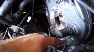 Снятие главного тормозного цилиндра(гтц) и гофры vw passat b4