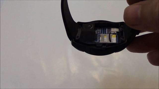 How To Install A SIM Card And Memory Card On A V8 Smartwatch смотреть онлайн