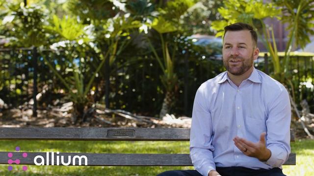 Allium Interview: Chris Houy, President смотреть онлайн