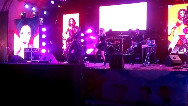 132. Танцуй как мы. Дискотека танцуем танцы в парке горького Харькова под диско музыку. смотреть онлайн