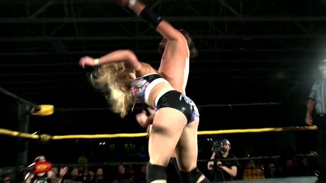 Wrestling Train Wrecks | Bad Girls Battle Thug Guys смотреть онлайн