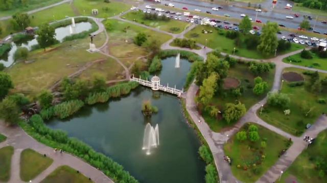 Каскад Фонтанов Радуга в Запорожье с высоты птичьего полёта (DJI Mavic Air, 2019/05/26) смотреть онлайн