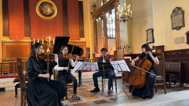 The Morning of Miao Mountain (苗岭的早晨) at St Paul Church, Covent Garden, London смотреть онлайн