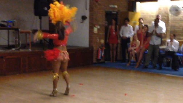 Brazilian Carnival Dance (Samba Solo) смотреть онлайн