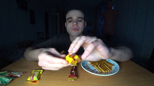 МУКБАНГ АСМР СЛАДОСТИ / КОНФЕТЫ ШОКОЛАДНЫЕ / ХЛЕБНЫЕ ПАЛОЧКИ /  КОФЕ / ДЕСЕРТ / EATING ASMR Mukbang