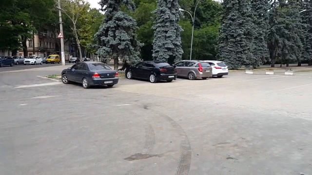 Мария Смирнова: Чи безпечне це місце на перехресті вул.Канатна/вул.Піроговська? смотреть онлайн