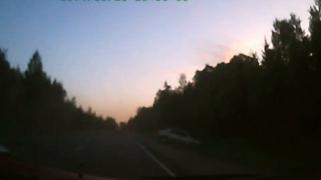 Лобовой замес на трассе . смотреть онлайн