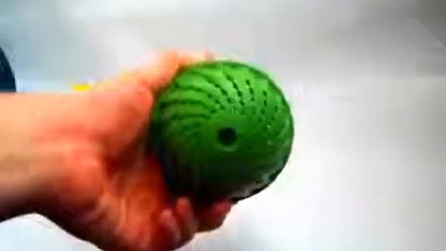 HydroBall - шар для стирки с керамическими гранулами смотреть онлайн