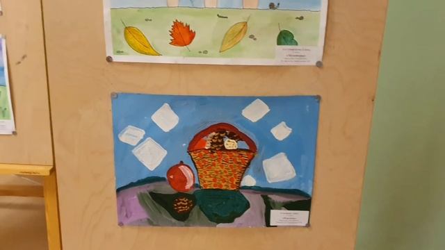 "Краски осени" ( тематическая выставка изостудии "Палитра ") смотреть онлайн