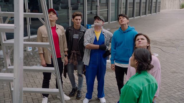 Meet the Pink Rangers Grandfather | Father's Day | Power Rangers Dino Fury | Power Rangers Official смотреть онлайн