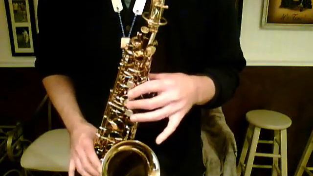H.N. WHite Cleveland Alto Sax (2).wmv смотреть онлайн