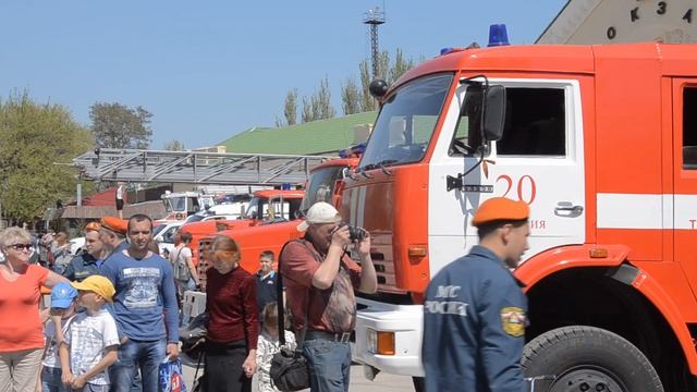 Парад пожарной техники пройдёт на Привокзальной площади смотреть онлайн