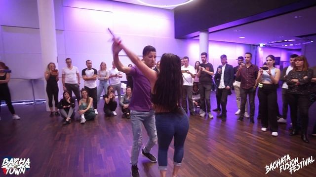 Tonio & Amanda / Toby Love - Nueva York / Bachata Fusion Festival 2022 смотреть онлайн