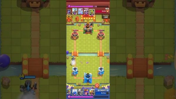 clash royale Skeleton King deck VS Electro Giant deck