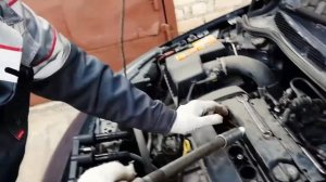 Замена свечей Опель астра J